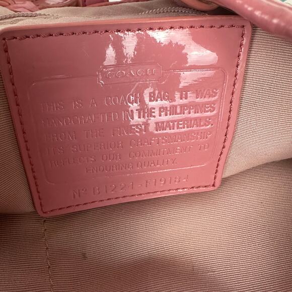 Coach Multicolor Signature The Beach Patent Leather Pink Trim Tote Bag F19184 - Picture 6 of 10